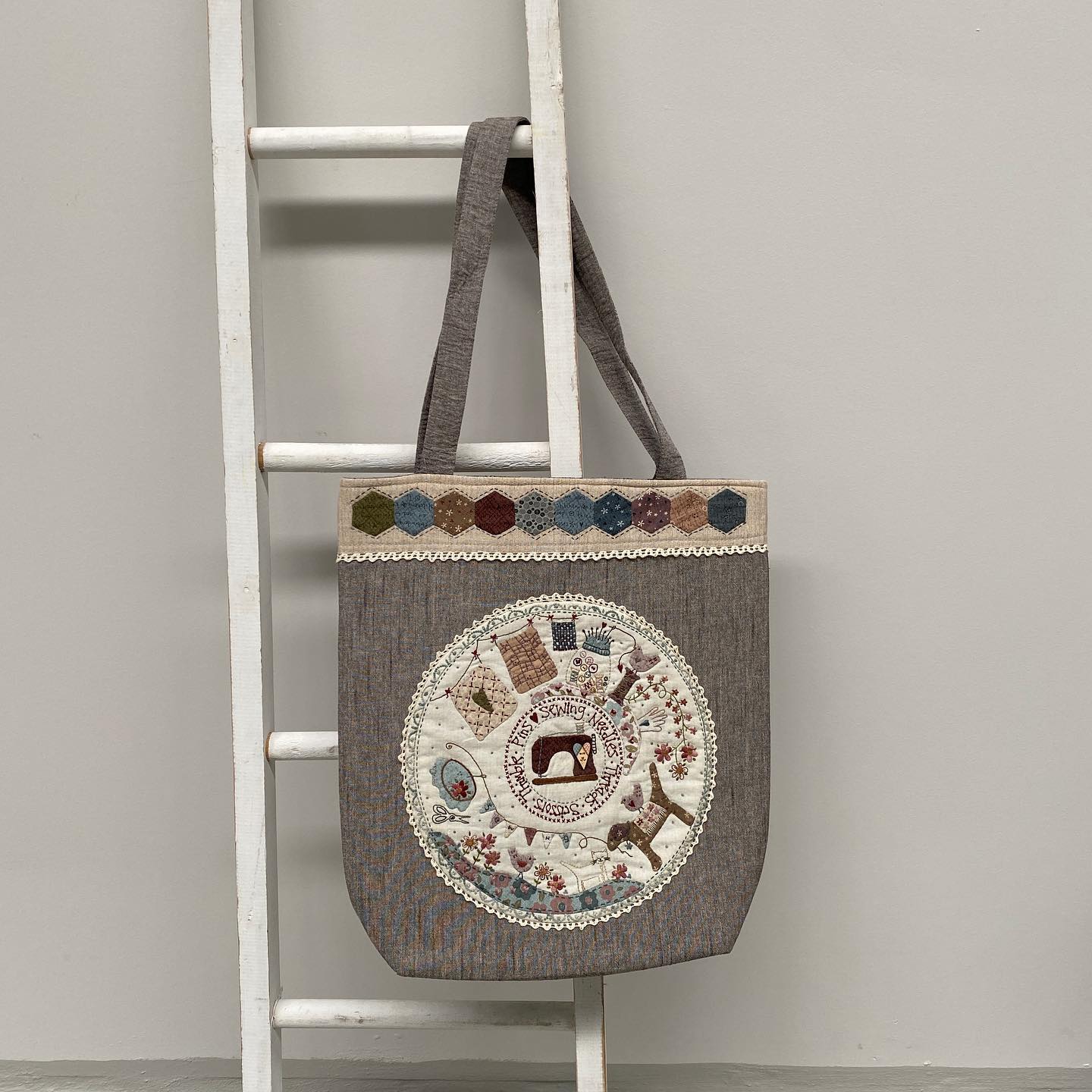 Stitching Circle Basket pattern by Anderson Coast & Country