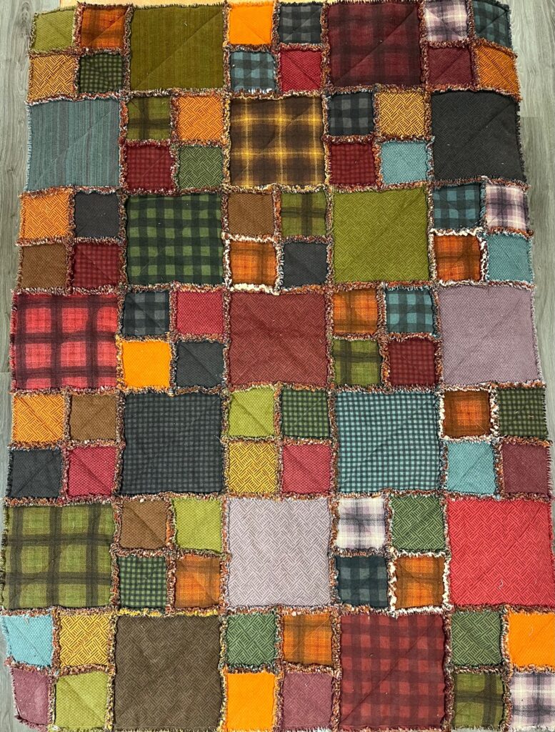 Raggy Quilt Pattern by Sally Coast & Country