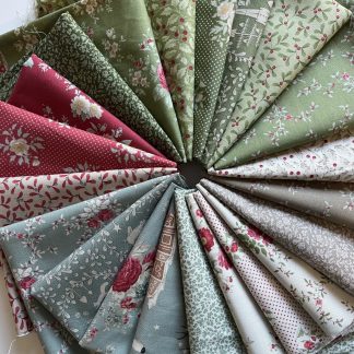 Tilda Merry Little Christmas, with Eve & Noel Blenders - Fat 1/8th Bundle 21 pieces