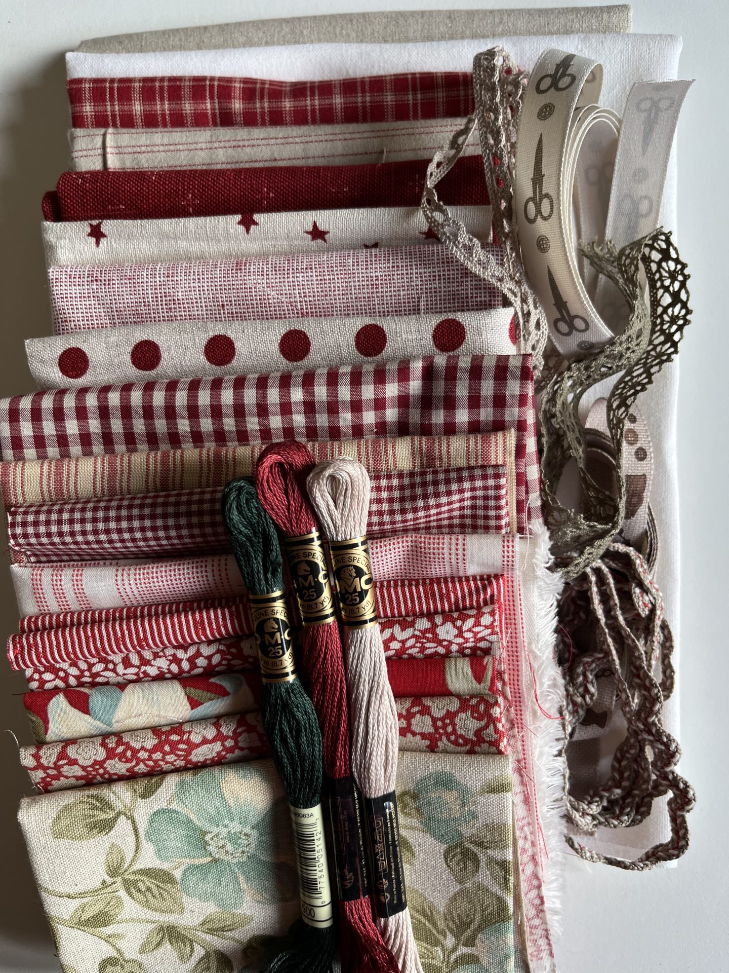 Simply Rouge Project Pack